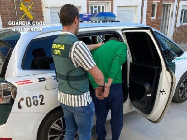 Detenido por robar un coche en Almassora y dos negocios en Benicàssim