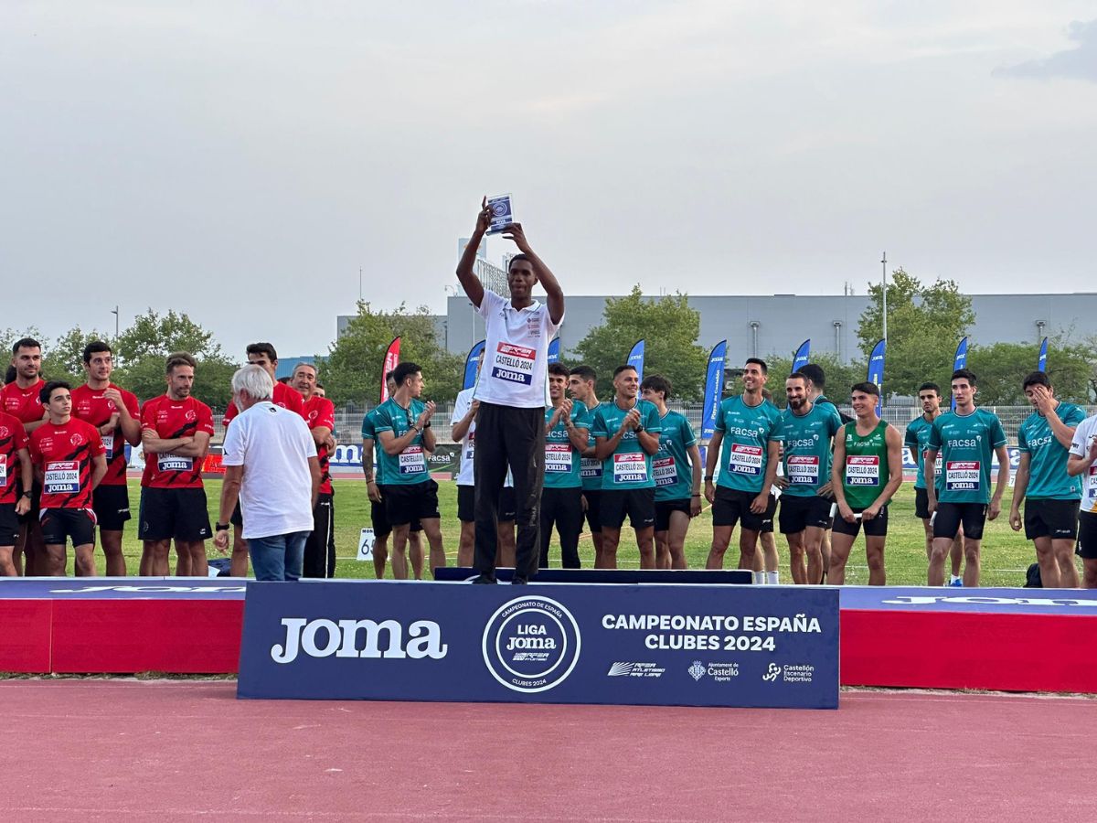 Después de la victoria en la liga femenina, el Facsa Playas consigue así su tercer doblete en su historia, algo que ningún otro club ha podido lograr.