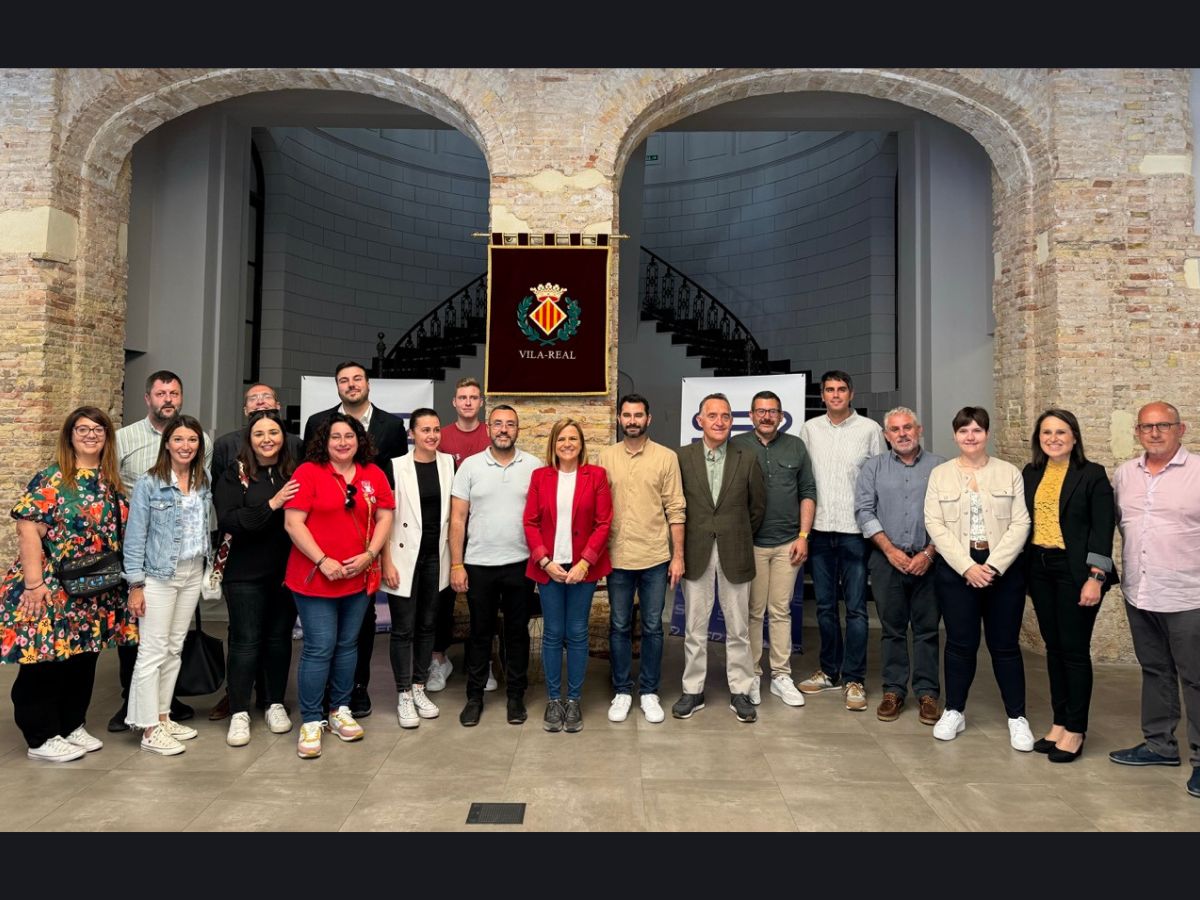 El PSPV visita Vila-real y pone en valor «nuestras fiestas populares»