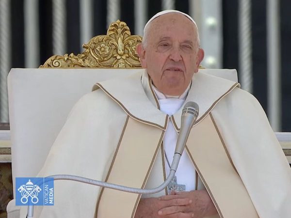 El Papa se disculpa por comentarios sobre «ambiente marica» en seminarios