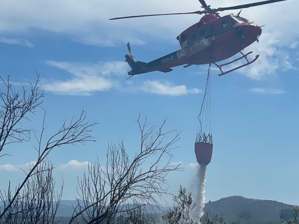 Importante despliegue por un incendio en Sot de Ferrer