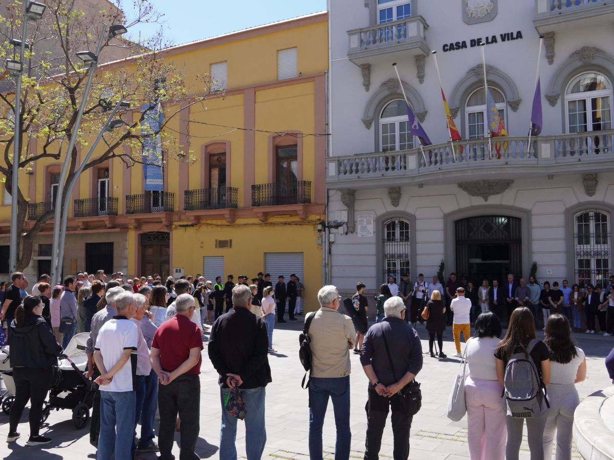 La Vall d’Uixó guarda un minuto de silencio por el edil José Antonio Pérez