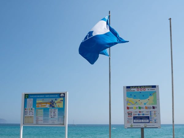 La costa de la Comunitat líder nacional de ‘Banderas azules’