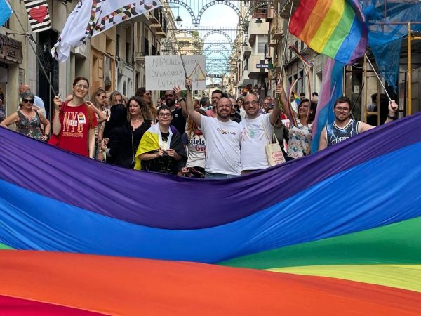 Lambda se manifiesta en el ‘Día contra la LGTBIfobia 2024’