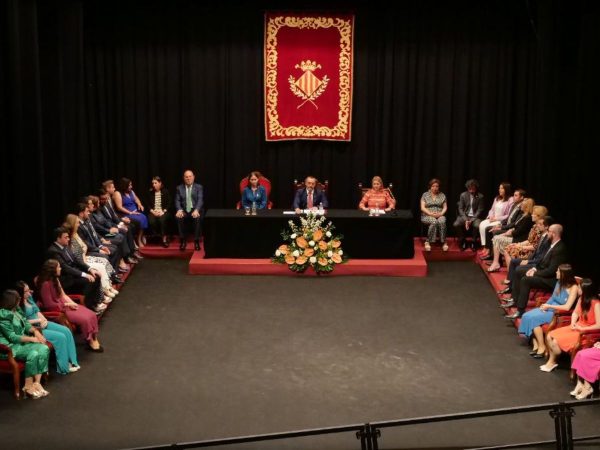 Vila-real homenajea a parejas que celebran sus Bodas de Oro