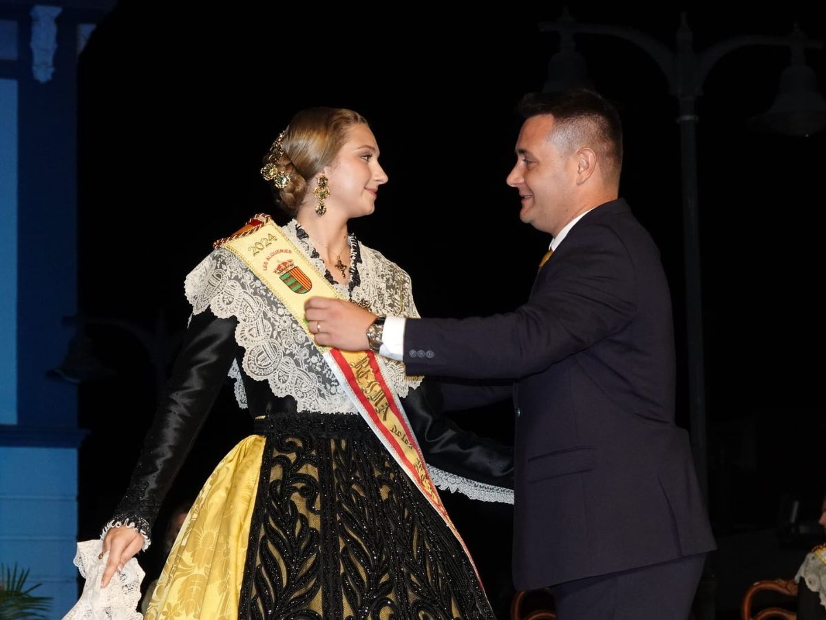 Alquerías del Niño Perdido corona a la Reina de las Fiestas 2024