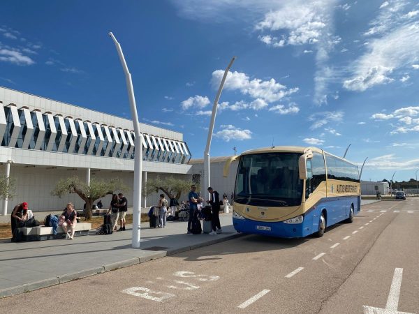 El autobús del aeropuerto de Castellón conectará con Valencia