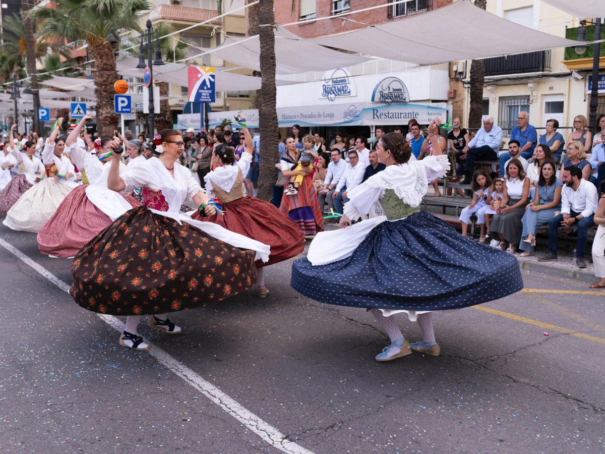 El Grao de Castellón celebra la tradicional Cavalcada de la Mar