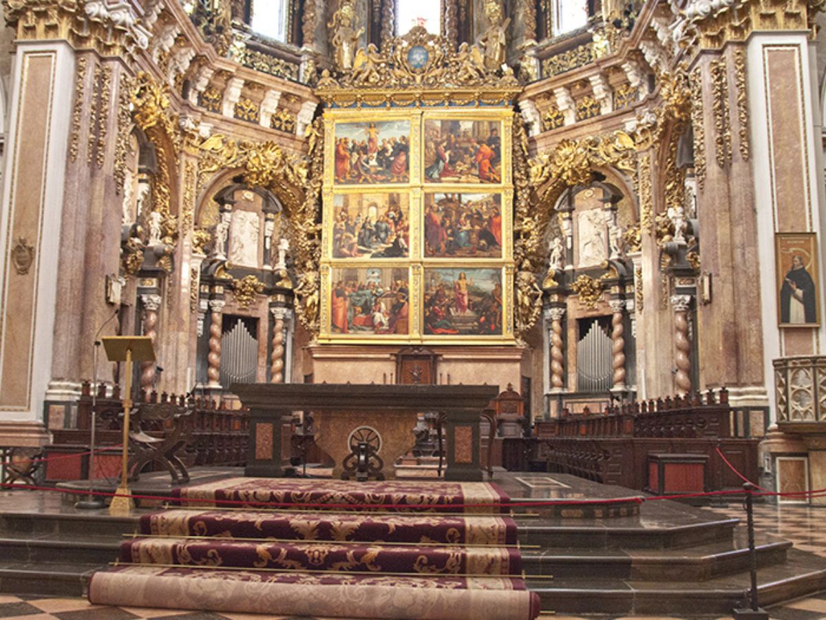 El rapero valenciano El Bola topa con la iglesia por su vídeo en la Catedral