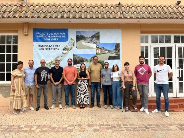 La Vall d’Uixó transforma la piscina de Sant Josep en un parque acuático