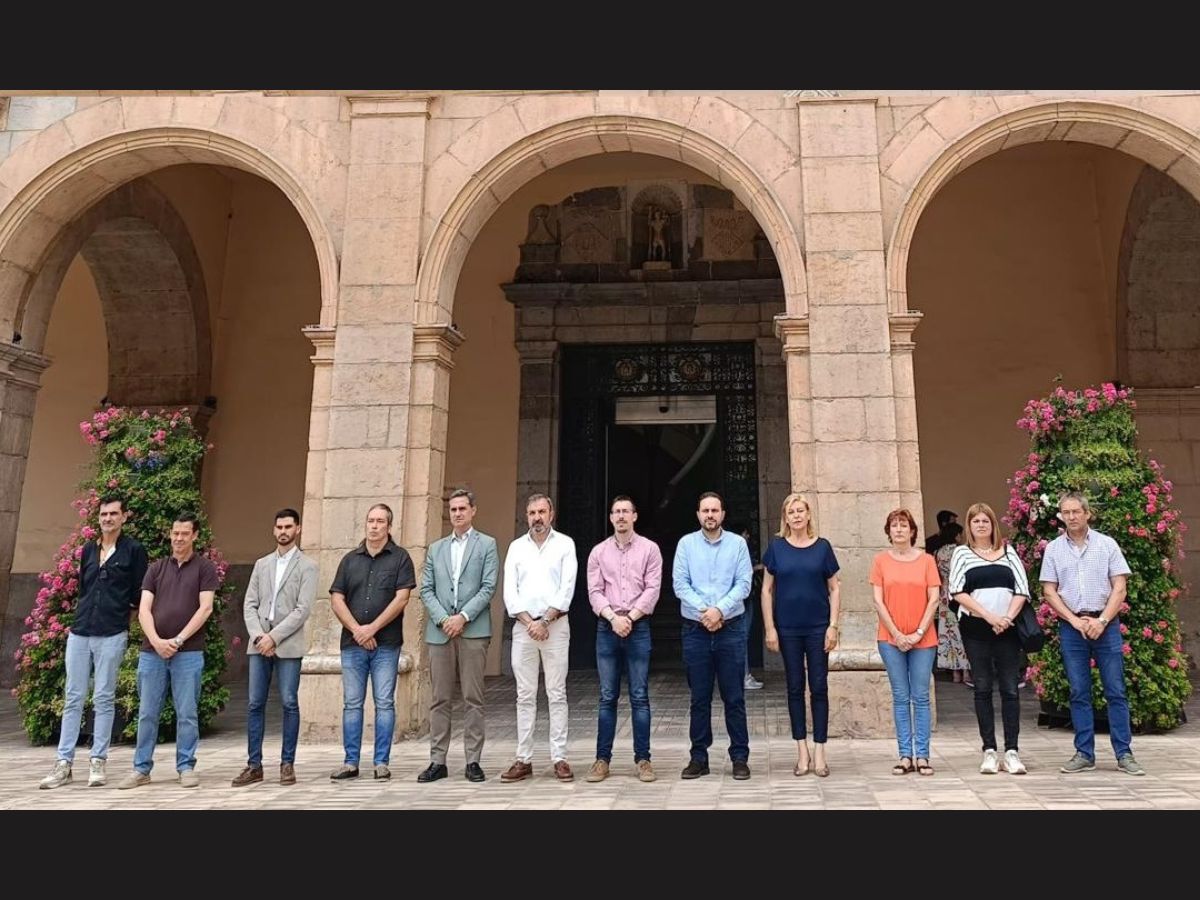 Minuto de silencio en Castellón por las víctimas de Benaguasil