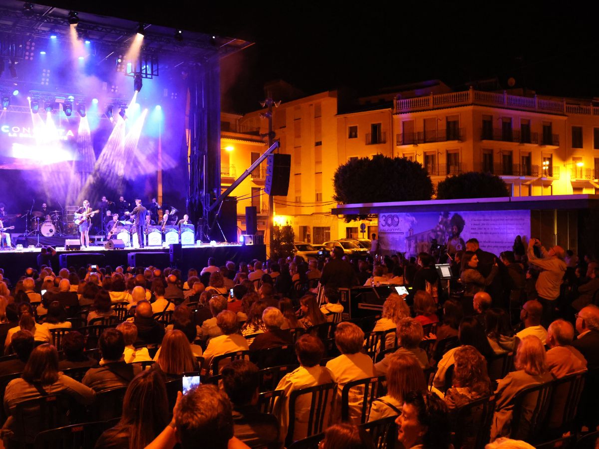 Noche mágica en el Raval de San José con Conchita y la Onda Big Band