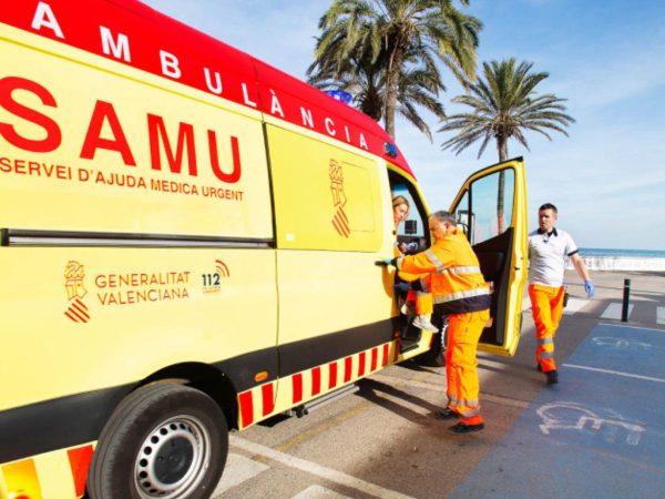 Fallece ahogado un niño de 8 años en la playa de Benicàssim