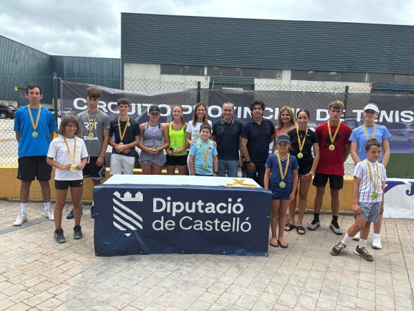 Almassora clausura el Circuito Provincial de Tenis con gran éxito de participación