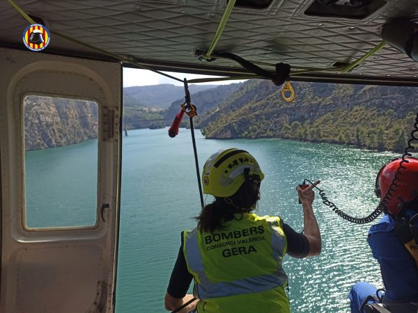 Rescatan el cuerpo del hombre que se lanzó al río Júcar en Cortes de Pallás