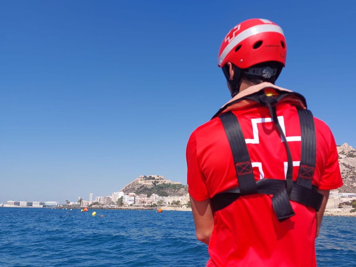 Rescate en Benidorm y Teulada de dos pateras con 31 personas, incluidos menores