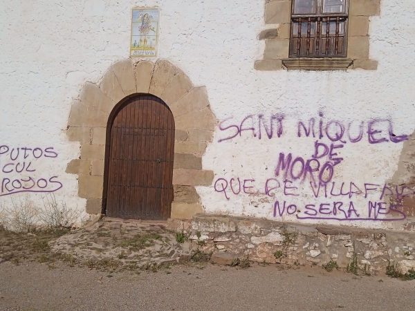 Sant Joan de Moró denuncia pintadas en la Ermita de Sant Miquel