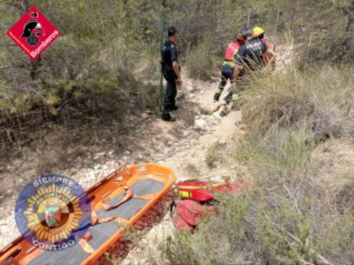 Un ciclista es rescatado tras caer en una rambla en Sierra Castellar