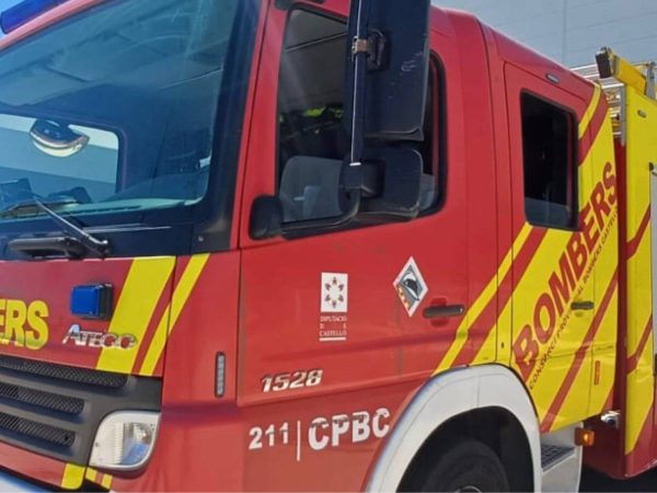 Bomberos trabajan contrarreloj en rescate de accidentados en Segorbe