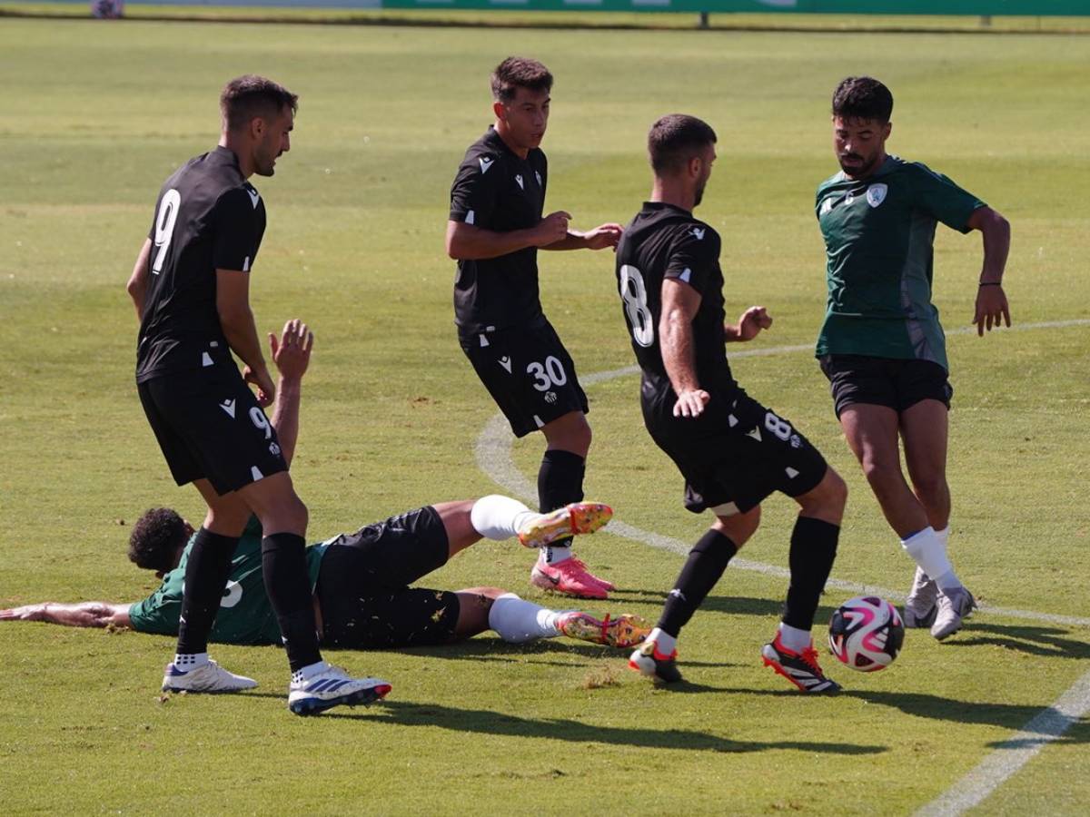 Primera victoria de pretemporada del CD Castellón ante el Al Wakrah