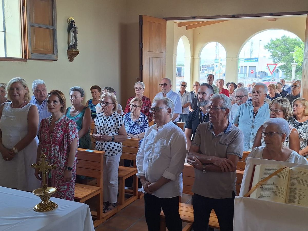 Castellón recupera los festejos en la ermita de la Virgen del Carmen, donde también se ha rendido homenaje a San Joaquín y Santa Ana, patronos de los abuelos.