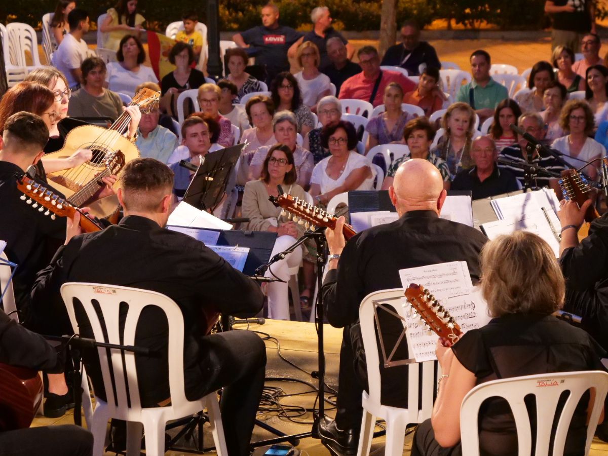 Concert de la Banda Jove de la Lira i Festival Plectre a la Fresca al Termet