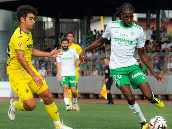 Derrota del Villarreal CF en el encuentro amistoso con el Saint Étienne