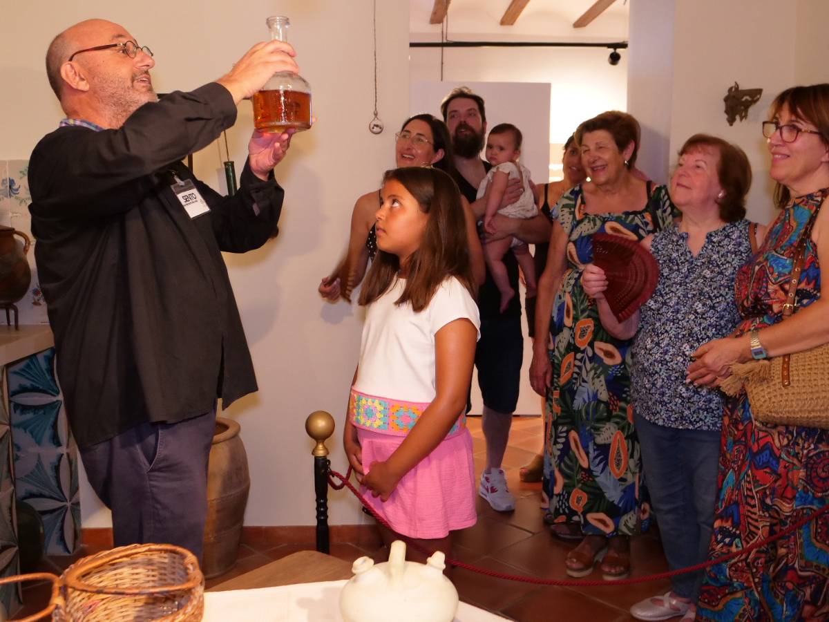 Gran acogida de las visitas teatralizadas al Museo Etnológico de Vila-real