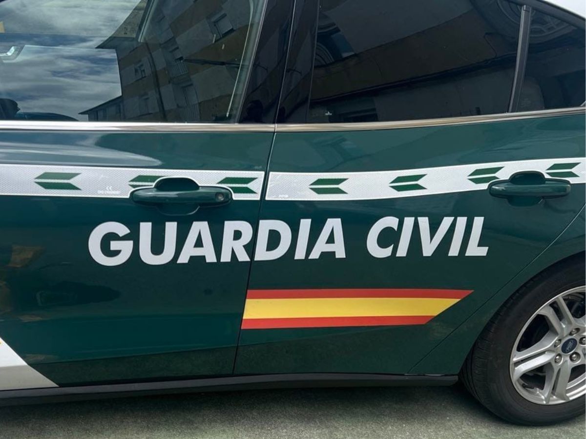 La Guardia Civil de Viver salva a un vecino de Pina de Montalgrao del incendio de su vivienda