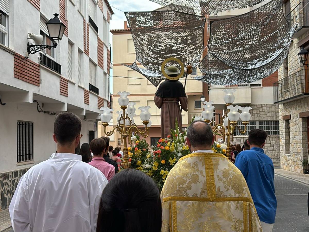 Montanejos cumple con la tradición y honra a San Jaime