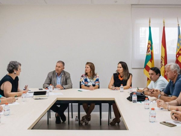 Castellón fomenta el intercambio cultural con la comunidad rumana