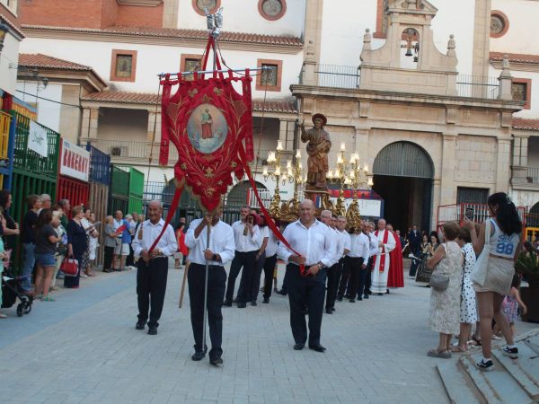 Día de Fiesta Mayor en Nules con la celebración de Sant Bartomeu