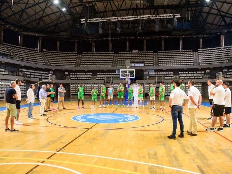 El equipo se reunió hoy para una primera toma de contacto, donde Frederic Castelló y su cuerpo técnico presentaron a los jugadores las directrices para la temporada 2024-2025.