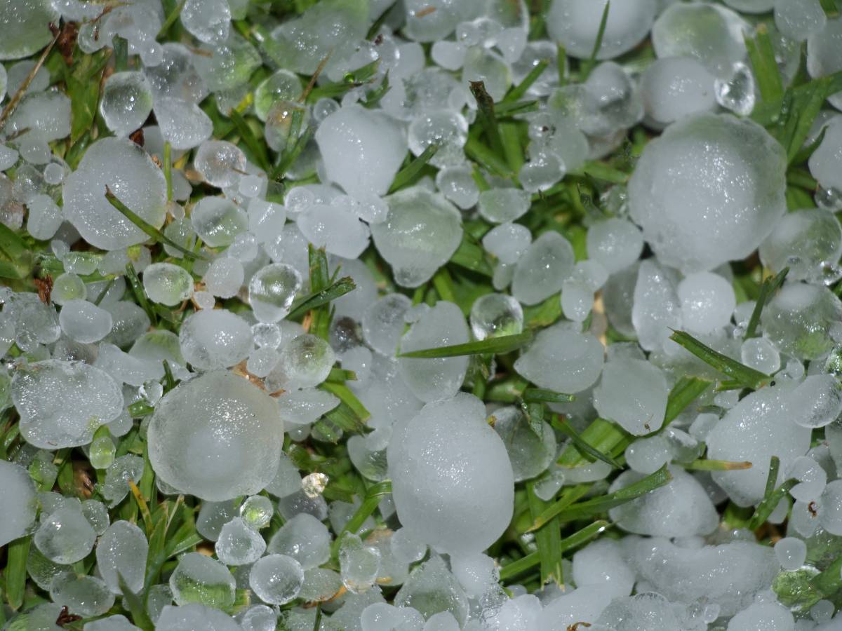 Emergencias activa el nivel amarillo en Castellón y Valencia por tormentas y granizo