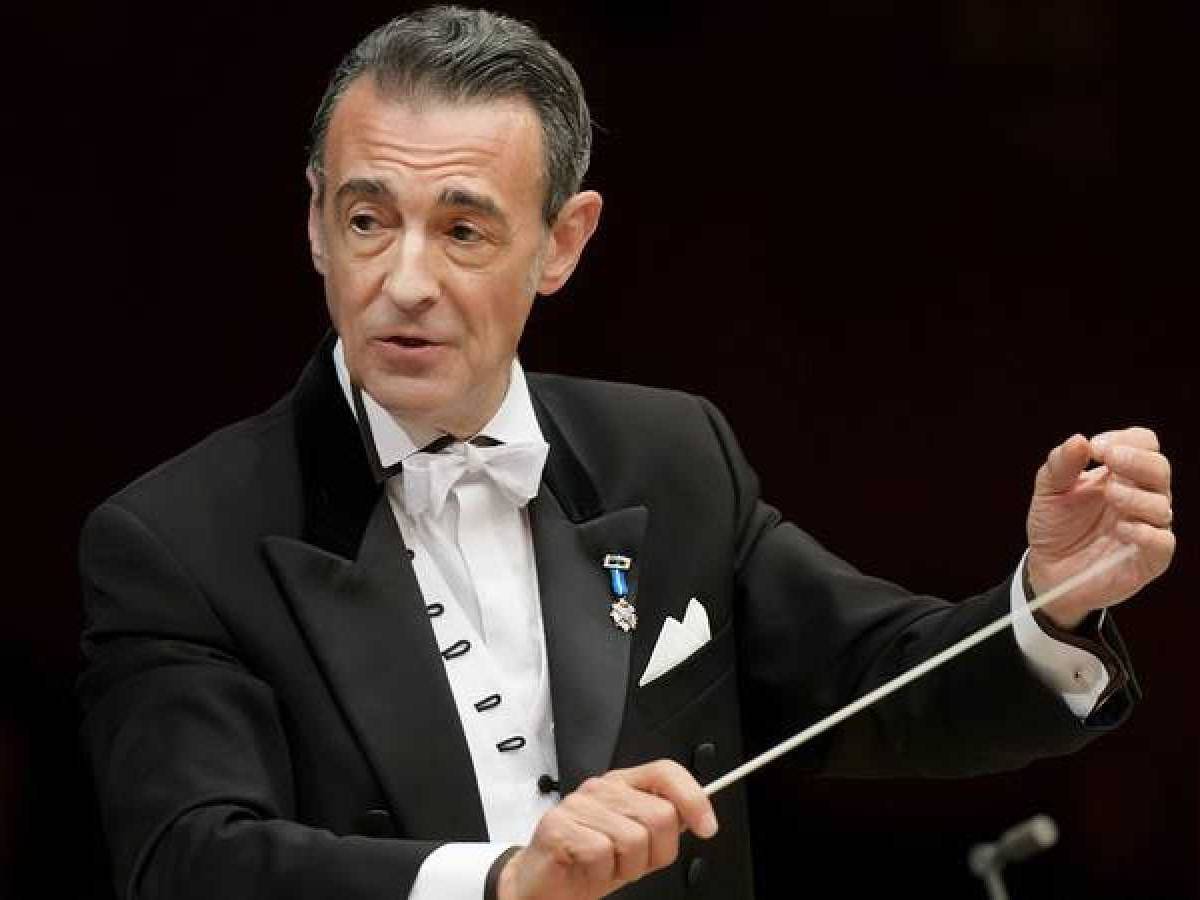 Fallece el que fuera director de la Orquesta de València Miguel Ángel Gómez Martínez