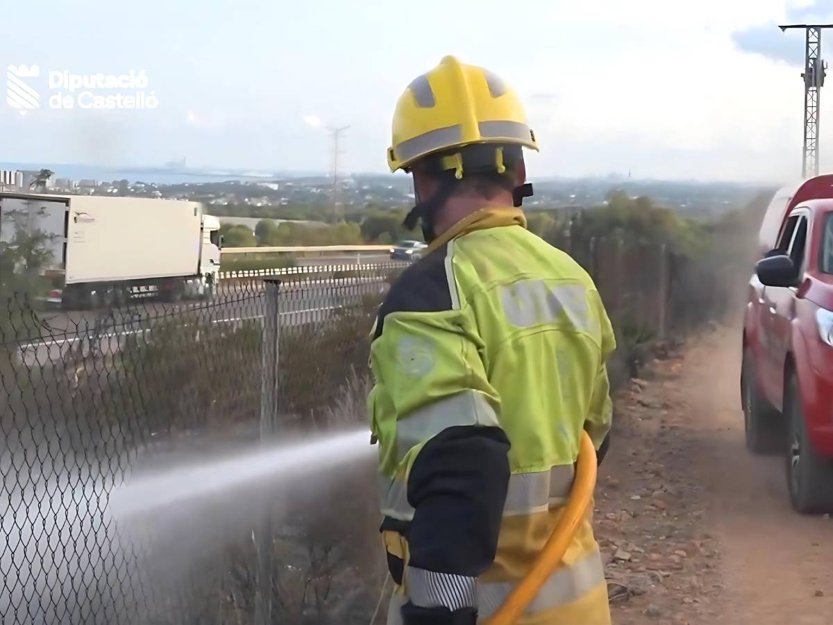 La investigación apunta al fallo mecánico de un vehículo en el incendio de Benicàssim