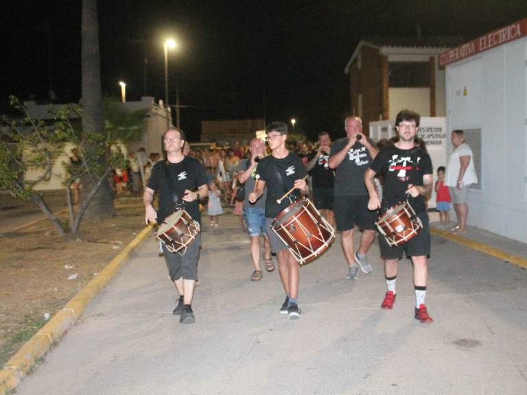 'Les Festes d’Estiu' concluyeron con la representación de Alicia en el País de las Maravillas.
