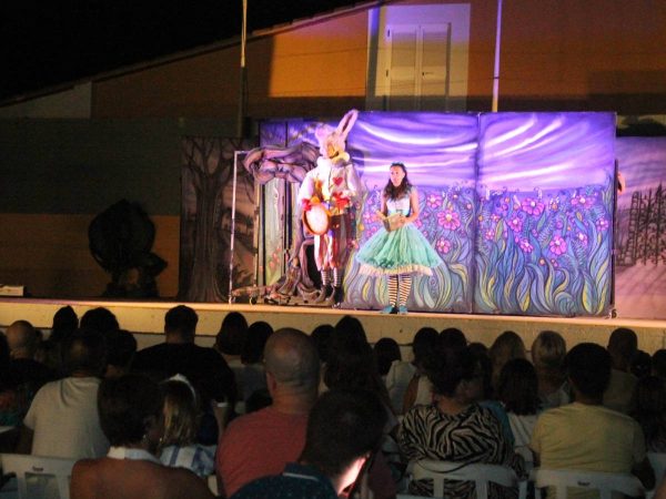 La Playa Casablanca de Almenara vive la magia del Xixo Xixero