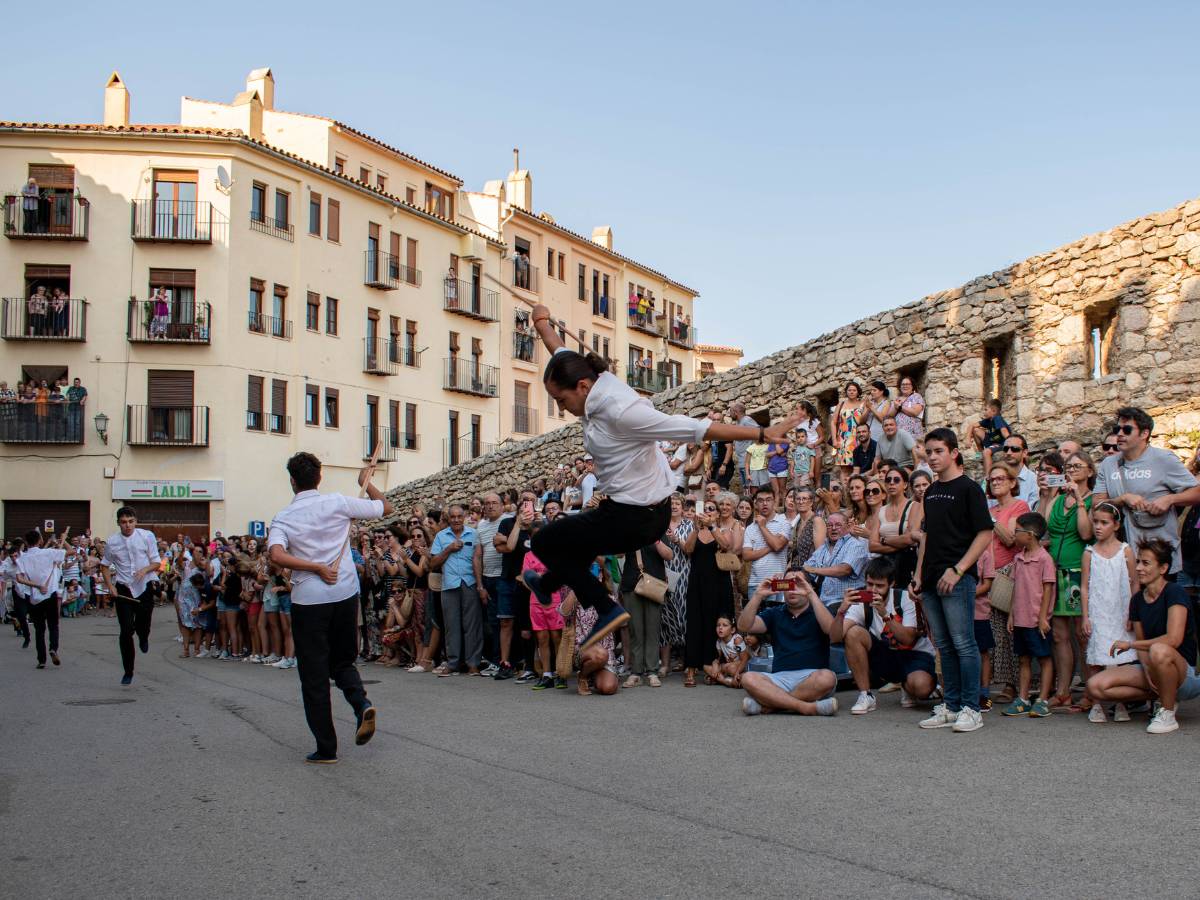 Morella revive la entrada de los Torneros por el portal de Sant Mateu