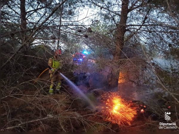 Múltiples incendios por rayos azotan la provincia de Castellón