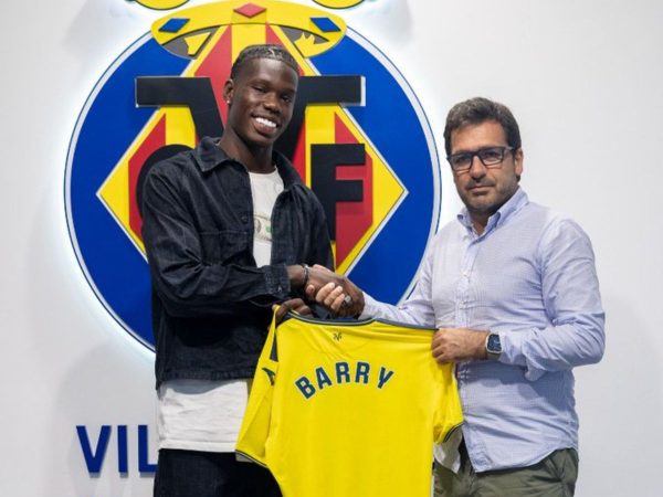 Thierno Barry se une a la delantera del Villarreal CF