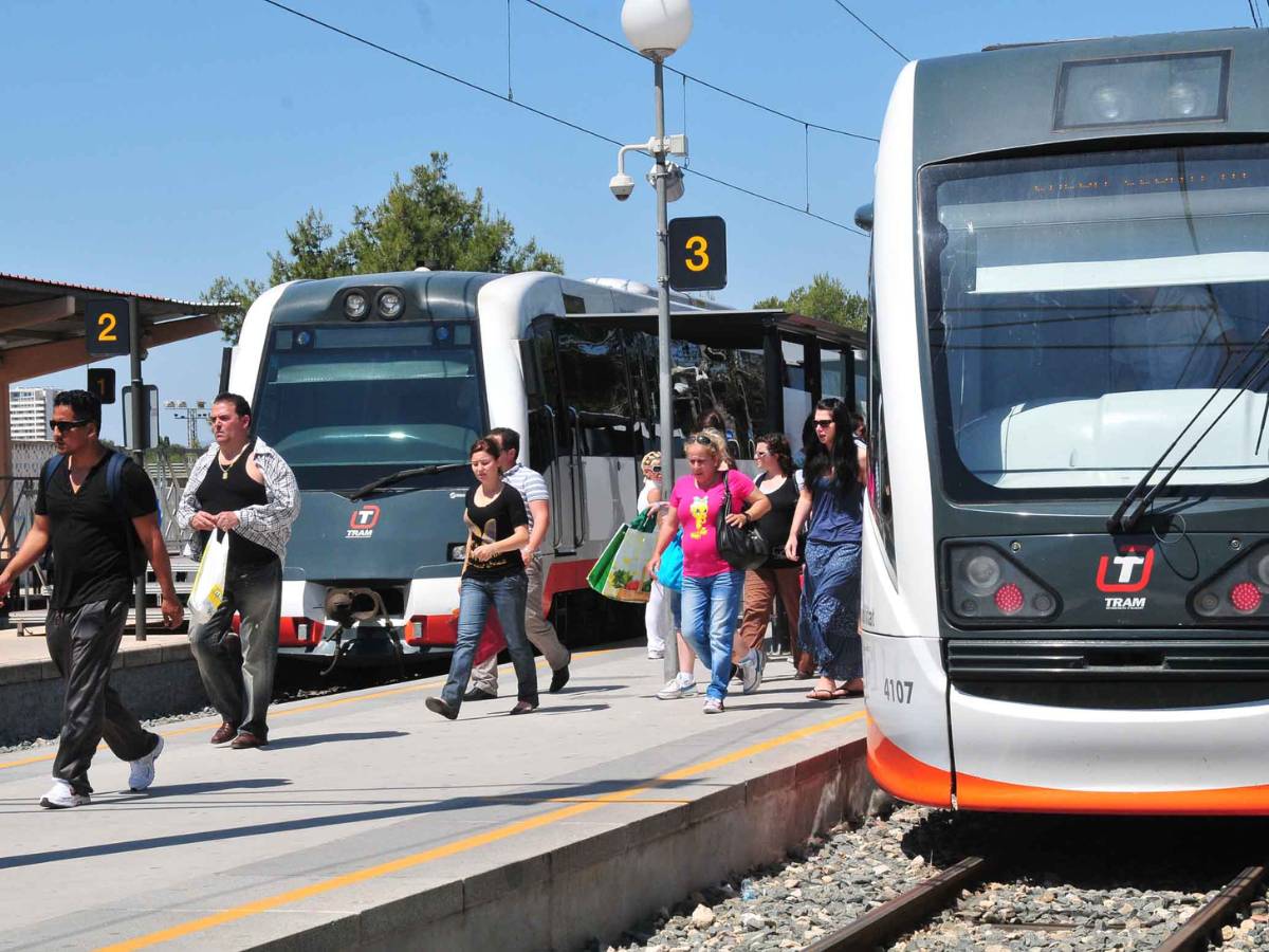 Un hombre muere tras ser atropellado por el TRAM en Alicante