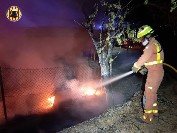 Un incendio en una vivienda deja una persona fallecida en Vilamarxant