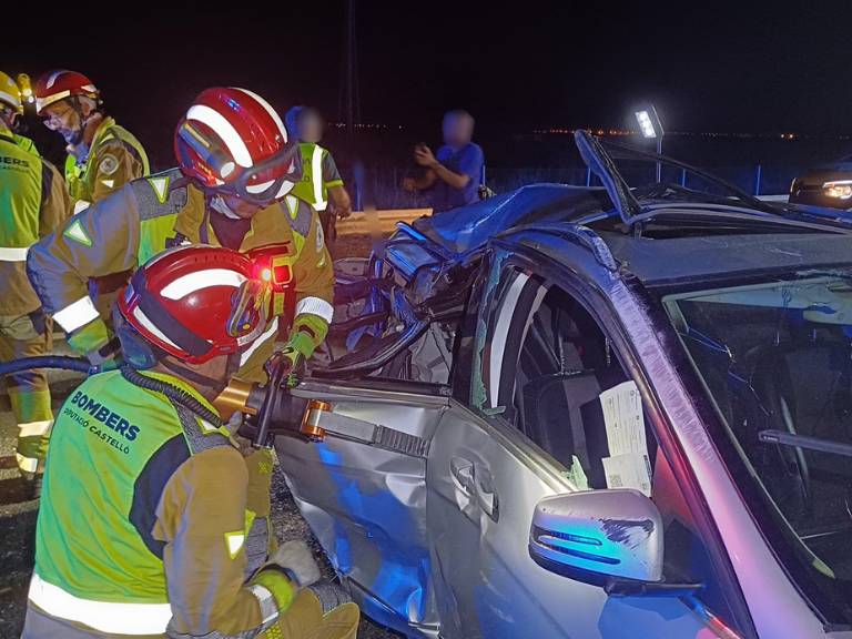 El incidente fue reportado a las 23:55 horas del jueves en el kilómetro 456 de la autopista del Mediterráneo, según informó el CICU.