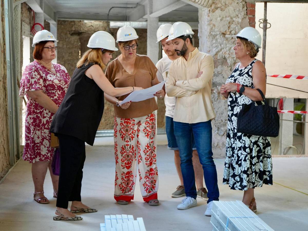 Visita de la Subdelegada del Gobierno a las obras de la Casa de la Cultura de l’Alcora