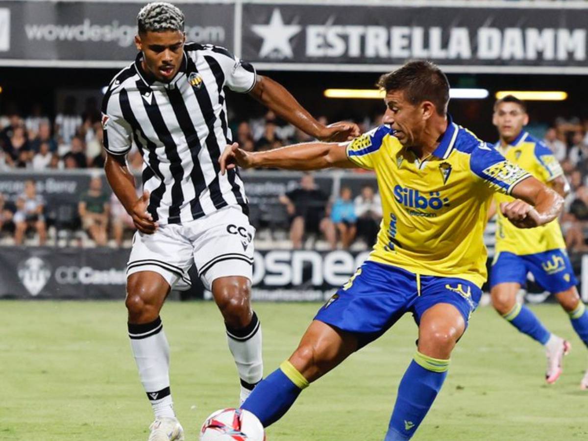 El gol de Suero en el minuto 90 no fue suficiente para contrarrestar los tres goles del Cádiz que el Castellón tuvo que encajar en el Skyfi Castalia..