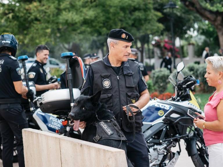 En la explanada de la Basílica del Lledó se entregaron cerca de 60 distinciones. Entre los reconocimientos, destacó el homenaje especial al guardia civil Marcos Troitiño.