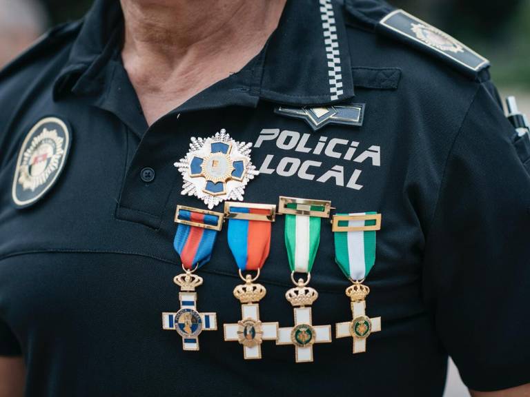 En la explanada de la Basílica del Lledó se entregaron cerca de 60 distinciones. Entre los reconocimientos, destacó el homenaje especial al guardia civil Marcos Troitiño.