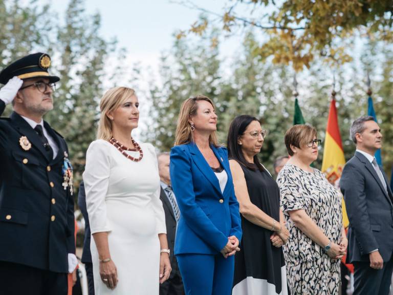 En la explanada de la Basílica del Lledó se entregaron cerca de 60 distinciones. Entre los reconocimientos, destacó el homenaje especial al guardia civil Marcos Troitiño.