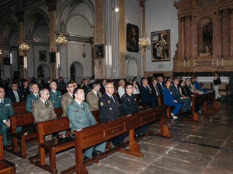 En la explanada de la Basílica del Lledó se entregaron cerca de 60 distinciones. Entre los reconocimientos, destacó el homenaje especial al guardia civil Marcos Troitiño.